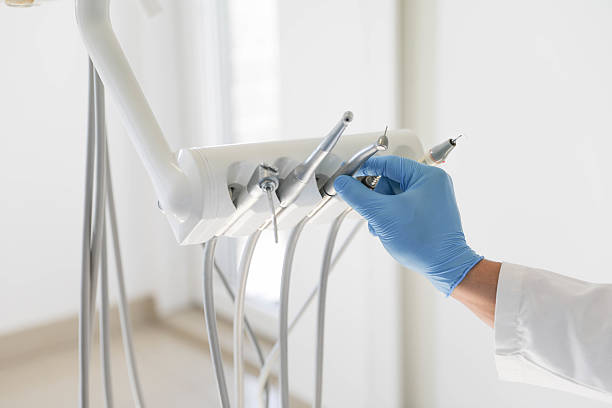 24/7 Emergency Dental Implants experts in North Utica, IL